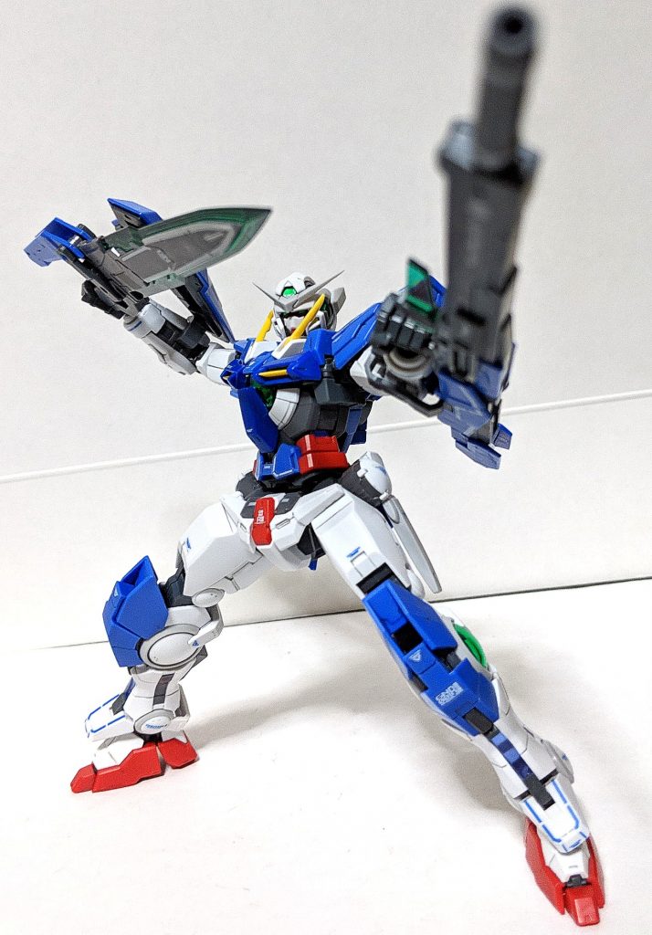 以上、ガンダムエクシアリペアⅢでした
久しぶりのRGでしたが、小型ながらMG級のパーツ量と造形には改めて驚かされました
また、設定画に近くする為改造もそれほど大変では無いので気になる人はチャレンジしても良いと思います