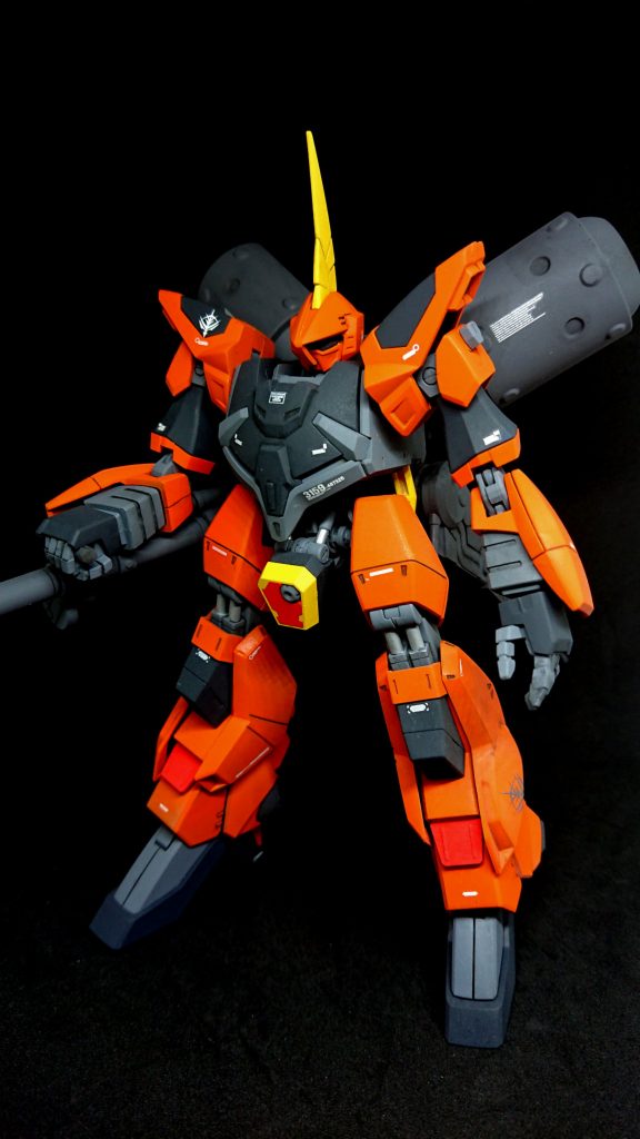 配色はイメージをガラリと変えたくてオレンジにしました。