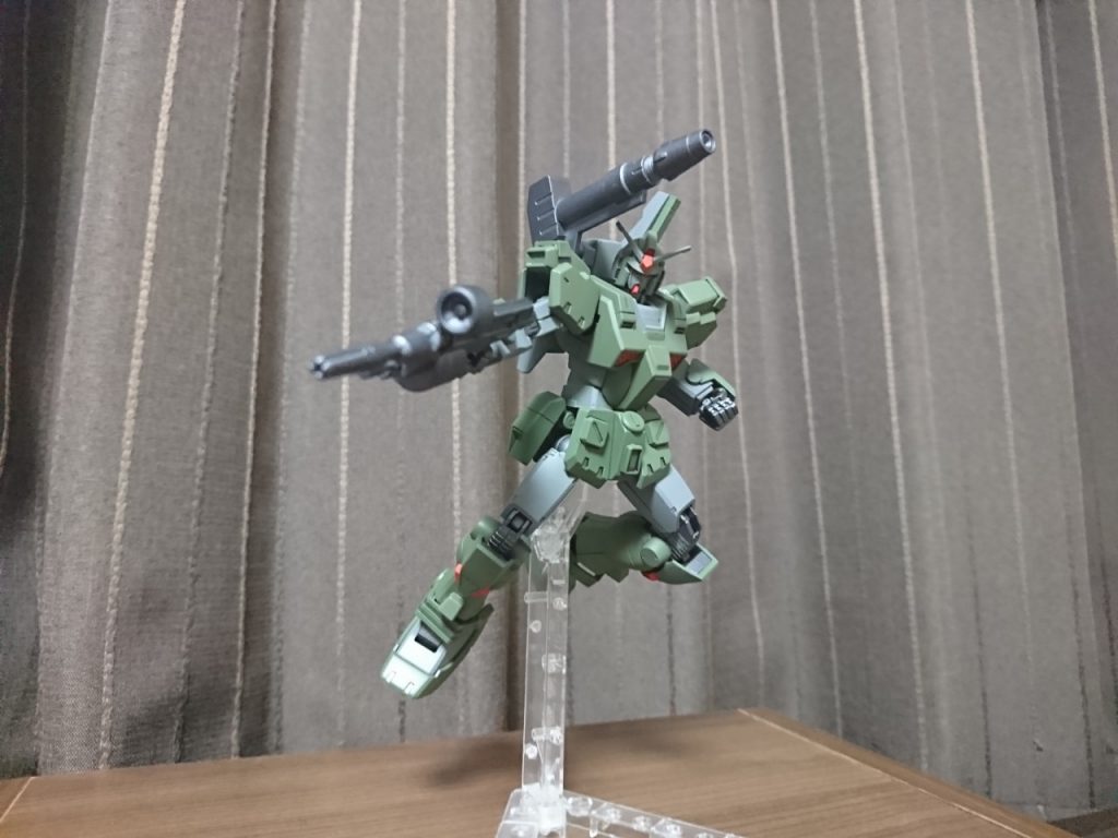 塗装剥げるのが怖いのであんまりガシガシ動かせない…