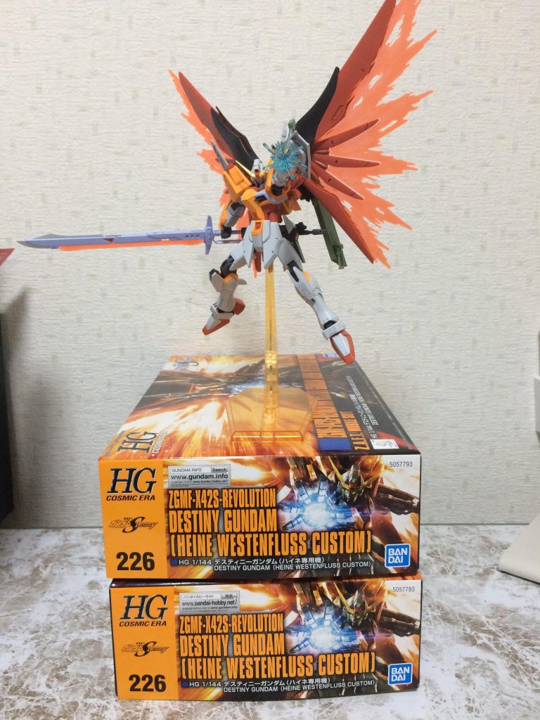 ハイネデスティニーは2機買ったので1機は素組、2機目は塗装or保管にしたいと思います。夏休みに入ったら空いた時改造や塗装をするので放置しているHG CEデスティニーやHGサバーニャ、HGトリスタン、HGユニコーンペルフェクティビリティを作りたいと思います。10月にプレバンからソードインパルスが飛んで来るのでそしたらデスティニーインパルス1号機をまた作りたいと思います。それと気が向いたらMGデスティニーインパルスRをフル塗装で作りたいと思います。