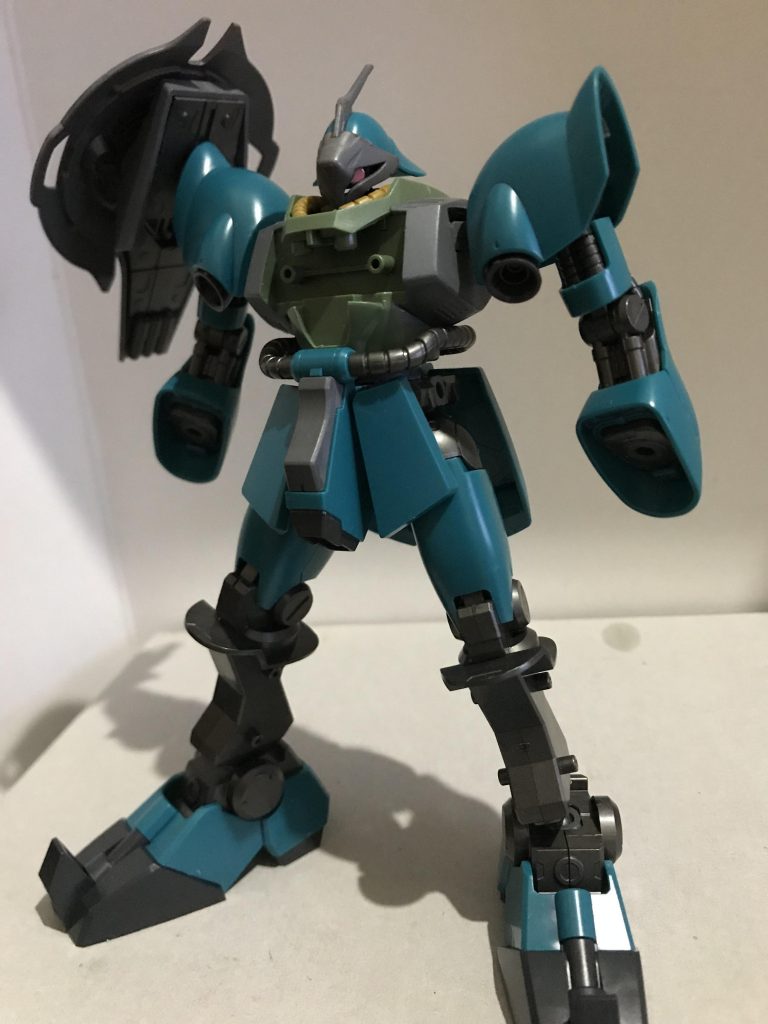 coming soon…
写真だとガトー専用機カラーに見えますね

ネモの対になる機体を作りたいなぁと感じ、近くの駿河屋で安くなっていたヤクトドーガとギラドーガを購入
本当は別々に作る予定だったのですが、作っている途中で「あれ？ギラドーガって2体しか作られてないんじゃなかったけ…」と思い出しました…
ギュネイの撃破シーンを見直したところ背中から胴体が爆発していたため、大破したギュネイ機の胴体をギラドーガのものに変更した機体という設定にしました