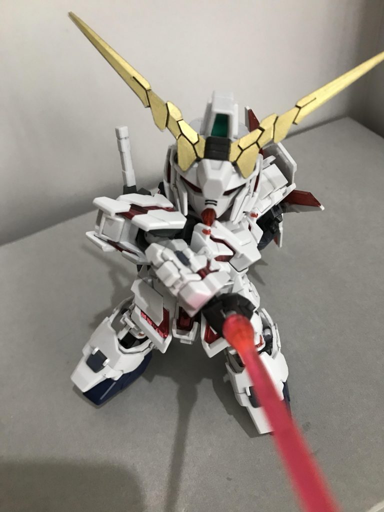 ビームサーベル
ガンメタの平手が欲しい…