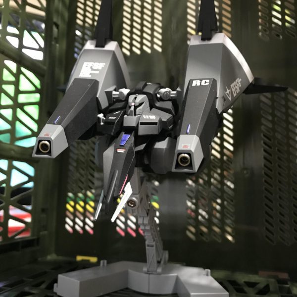 メッサーラ.シュバルツ