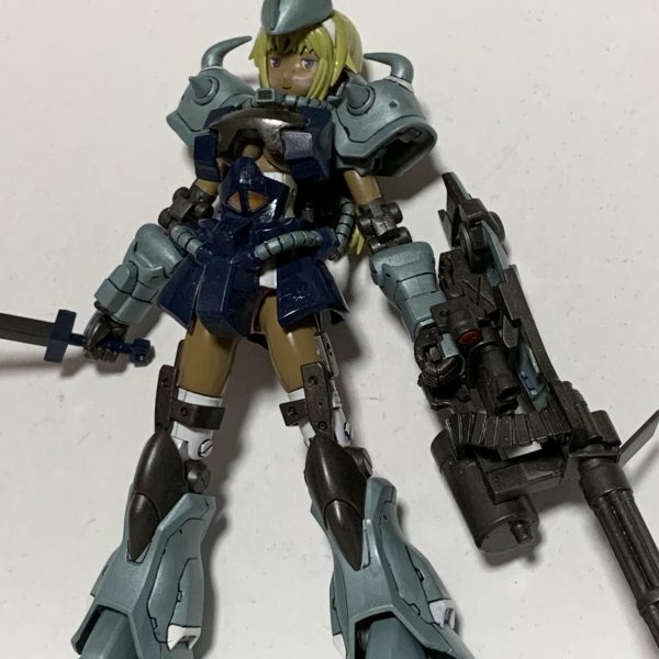 人生初の女の子！名前はグフ・カスタム子ちゃんです