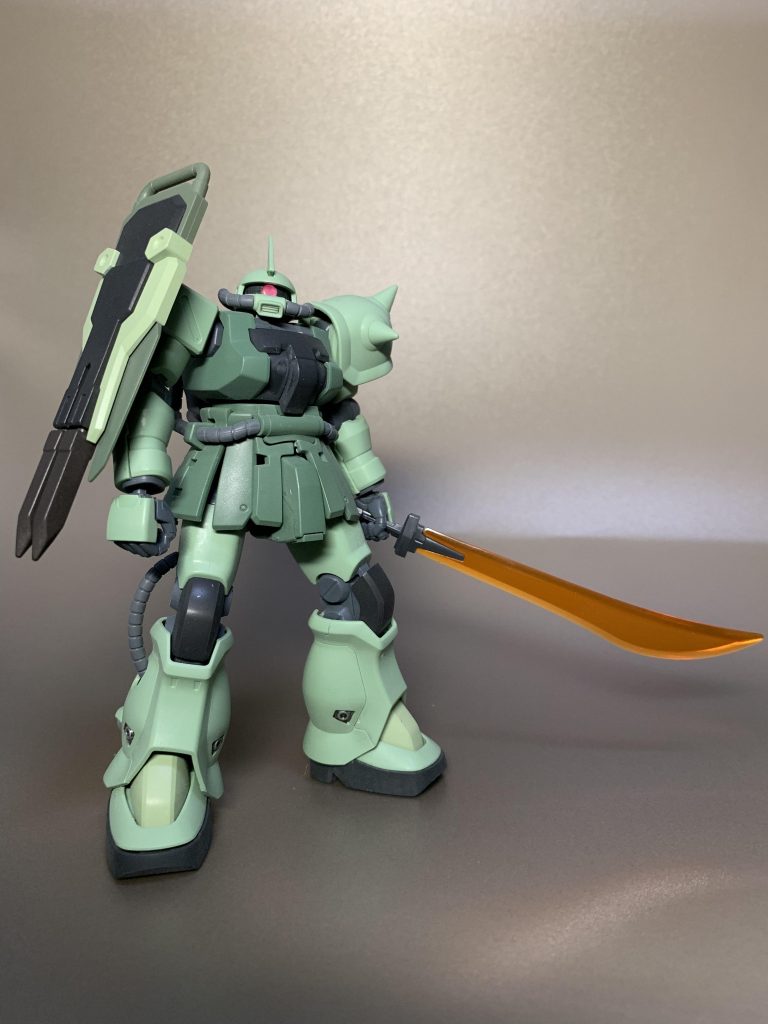 続いてストライカーカスタム機近接戦闘に特化した改修機
