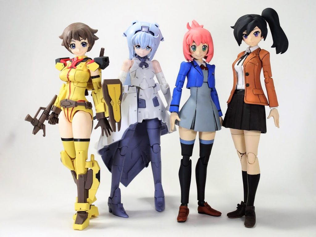 キットチョイ加工でナナミさんにしたダイバーナミ、モビルドールサラと並ぶとダイバーズ女子集合に(ナミさんはきっとお店のキャンペーンかなにかでアバターのコスプレでもしてるのでしょう)。