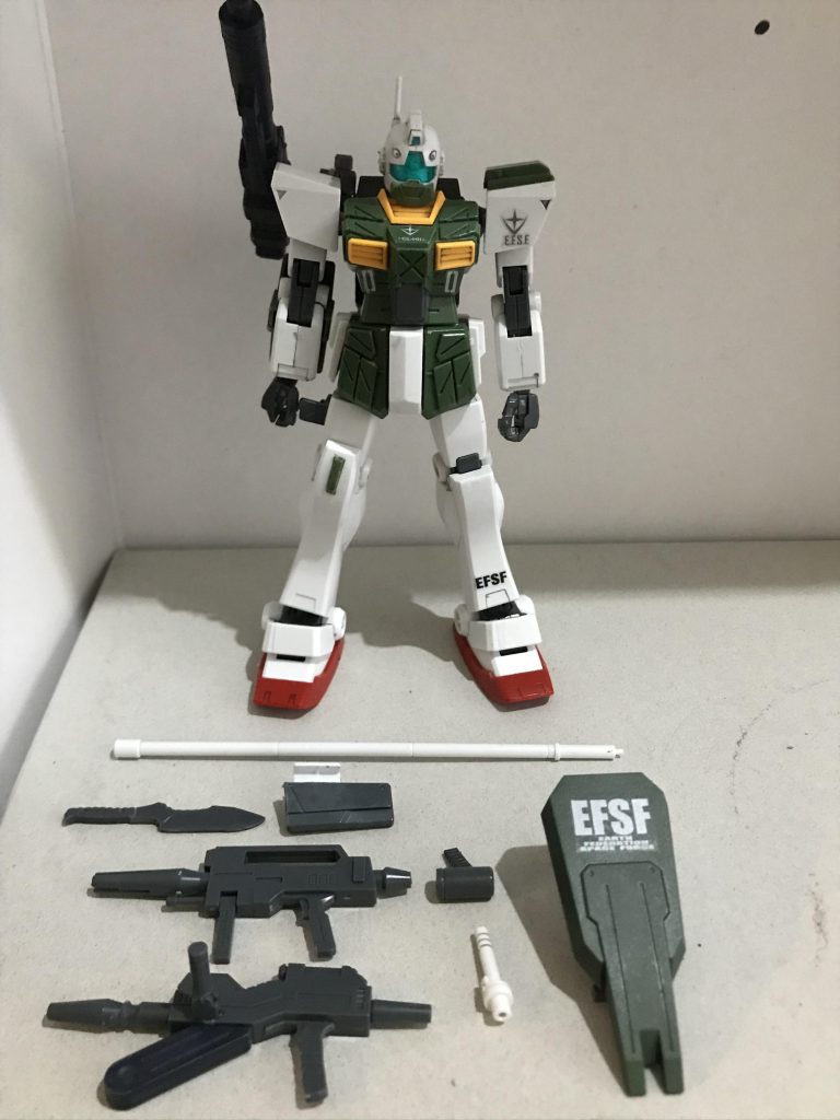 武装一覧
ナイフを持たせるは趣味です

中、近距離をメインに考えているため、白兵戦に合わせた武装の装備をさせています