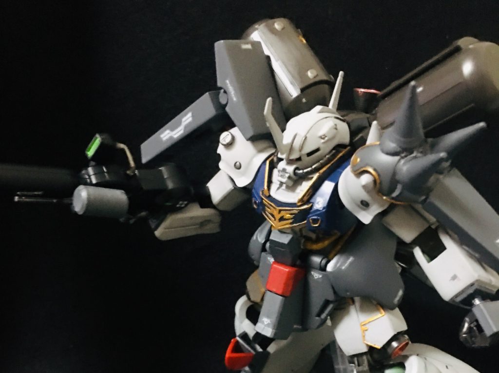 古いキットだったので、合わせ目消しとかしてるうちに、ほぼ全身塗装になったりと、なかなか大変でしたが良い形にまとまったはず!
最後まで見ていただきありがとうございました!