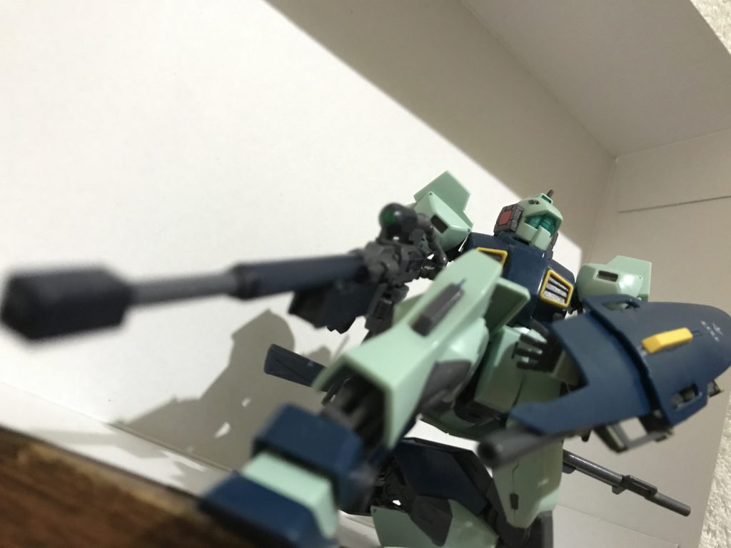煽りたち膝
下から覗くたち膝姿ってかっこいいですよね
