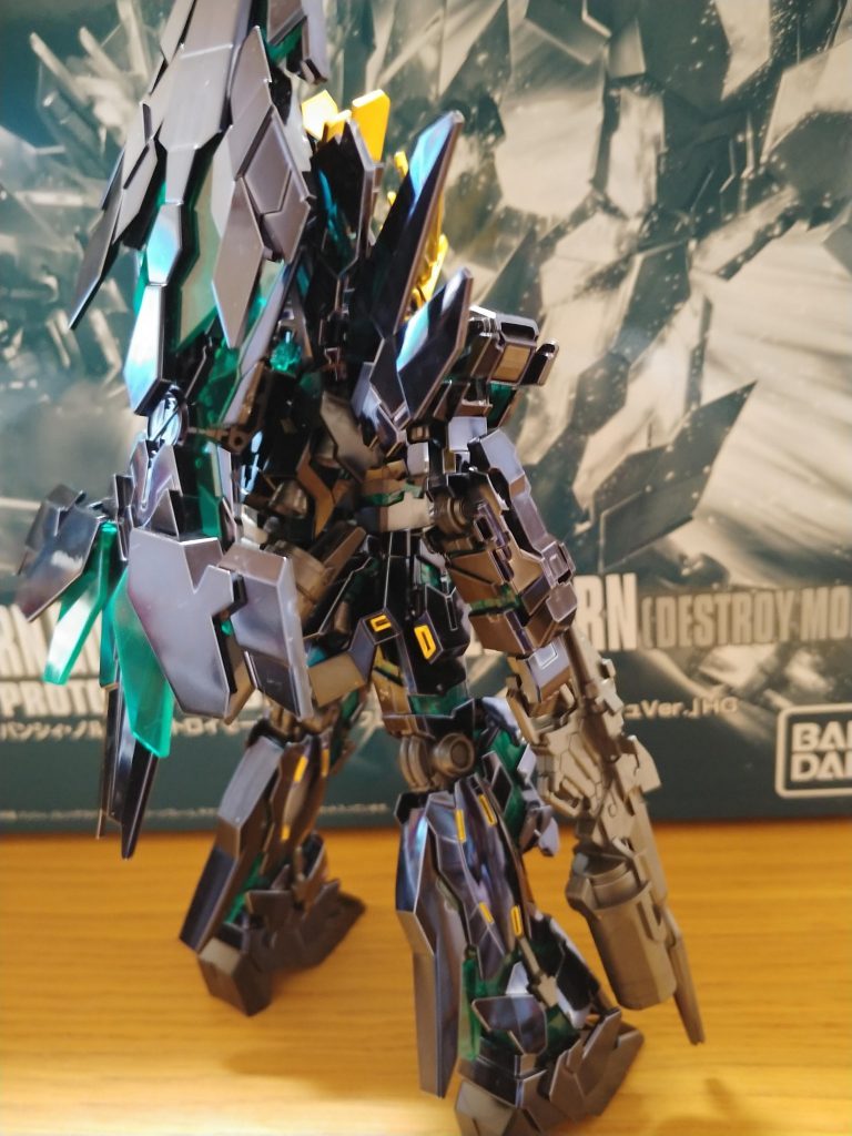 背中かっこいい…