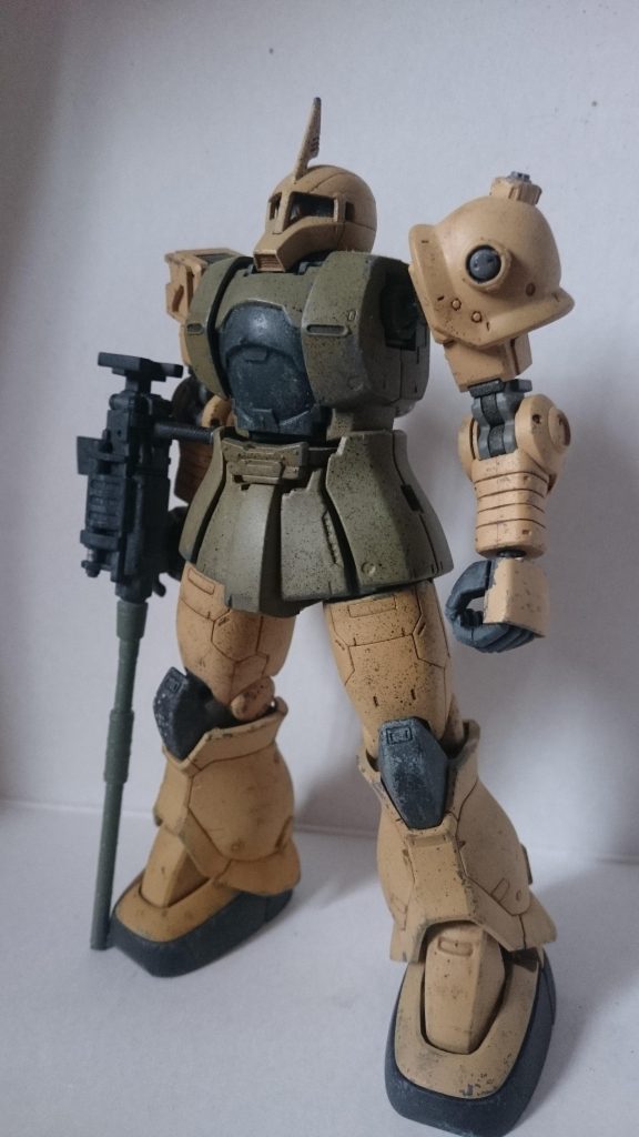 汚しが少々わざとらしくなってしまった気がします。