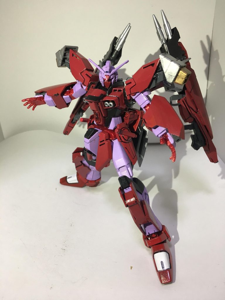 武器満載にしてしまったので、基本的なメイン武器は持たせてないで、インファイトタイプにしました。