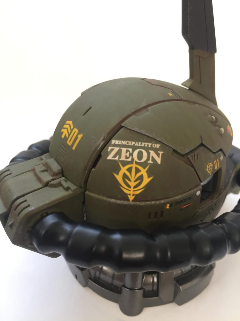 動力パイプに熱収縮チューブを付けて
粉塵対策をしている感じを出してます。