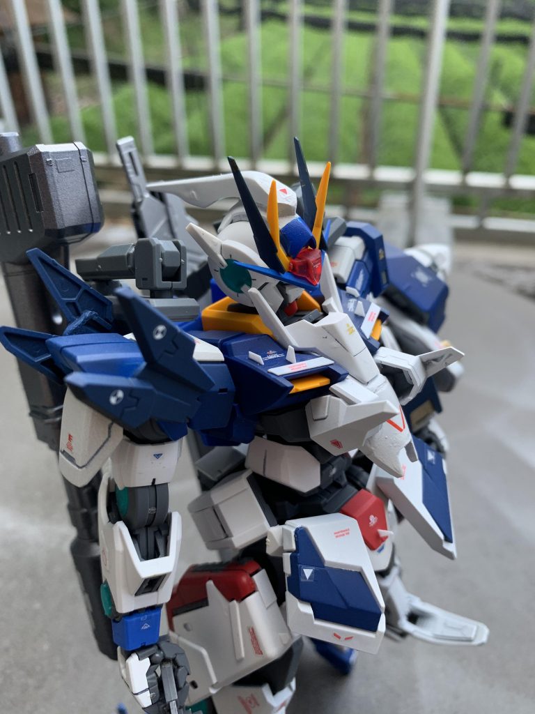 胸部の情報量を増やし、ディテールアップ。