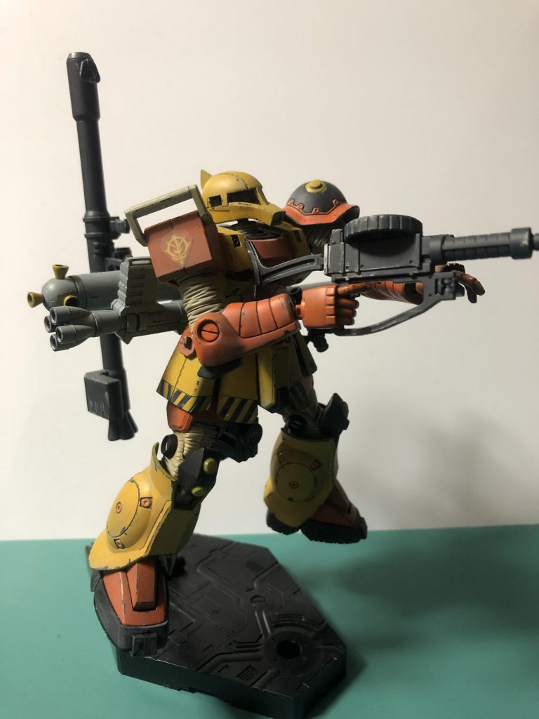 サンダーボルトザク1–3枚目/制作者：pon