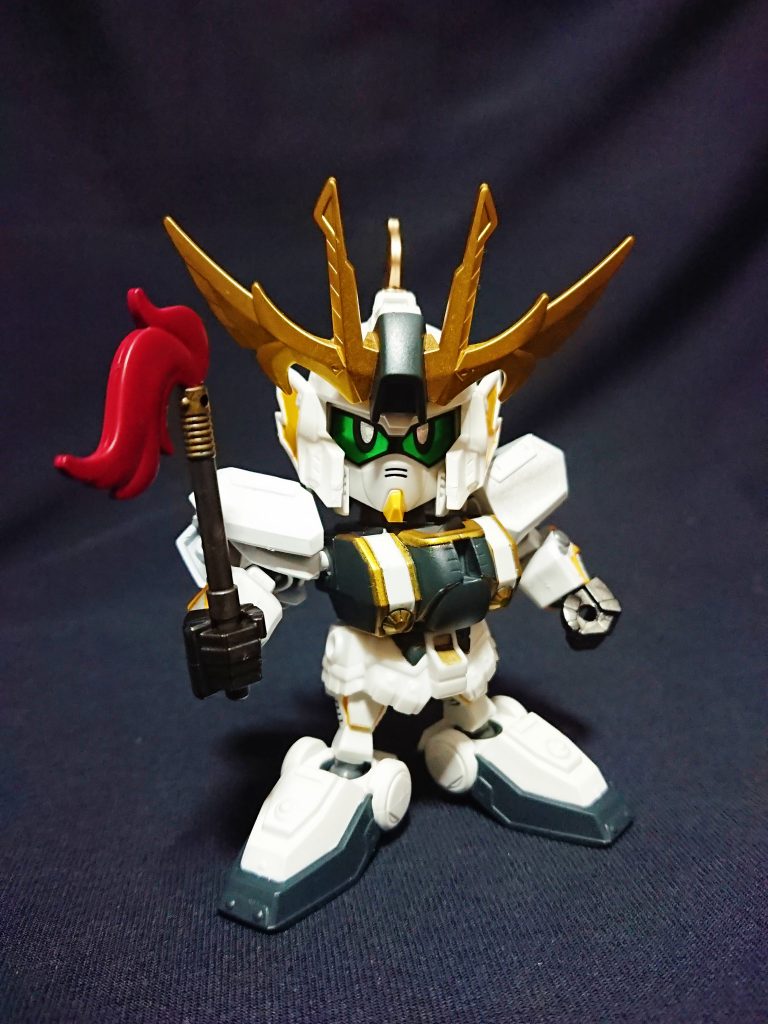 公孫瓚の息子で真白馬義徒の指揮隊長。
袁紹軍に追撃され屠各から殺害されたと思われたが、逃げ延び翔の地で隠遁生活を送る。
逃げ延びた際に右腕を負傷し義手となり、戦場では電磁爪を装備し前線に立つ。
後の時代に翔に降った姜維の元で真白馬義徒を立ち上げ賈充と戦った。