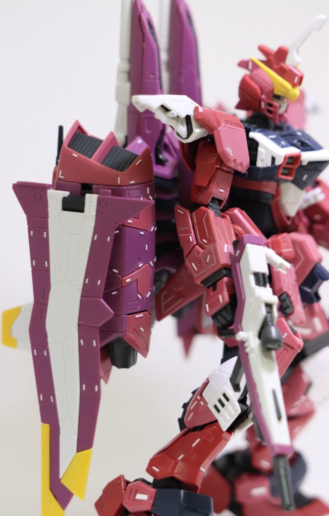 プラバン加工によるディテールアップも全体的にたくさん行いました！
スジボリもよく見えますね！