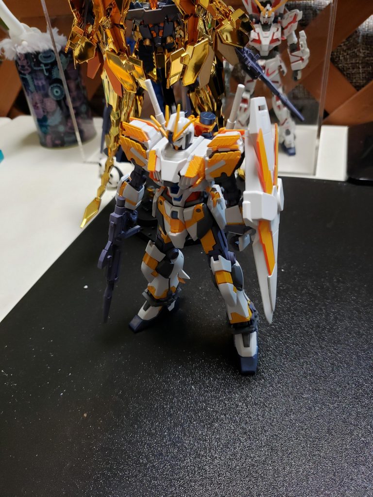 アトラスガンダム風にしたくてサイコフレームをイエローに塗装( *^艸^)🎵