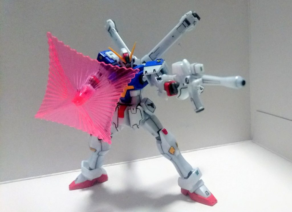 また、結合させることで量産機をビームシールドごと貫通する威力を持つ高出力ビームライフルとして使用することができる。
本武装はほぼそのままザンバスターとしてクロスボーンガンダムに装備された。