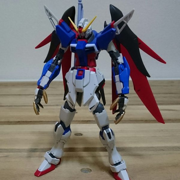 デスティニーガンダム