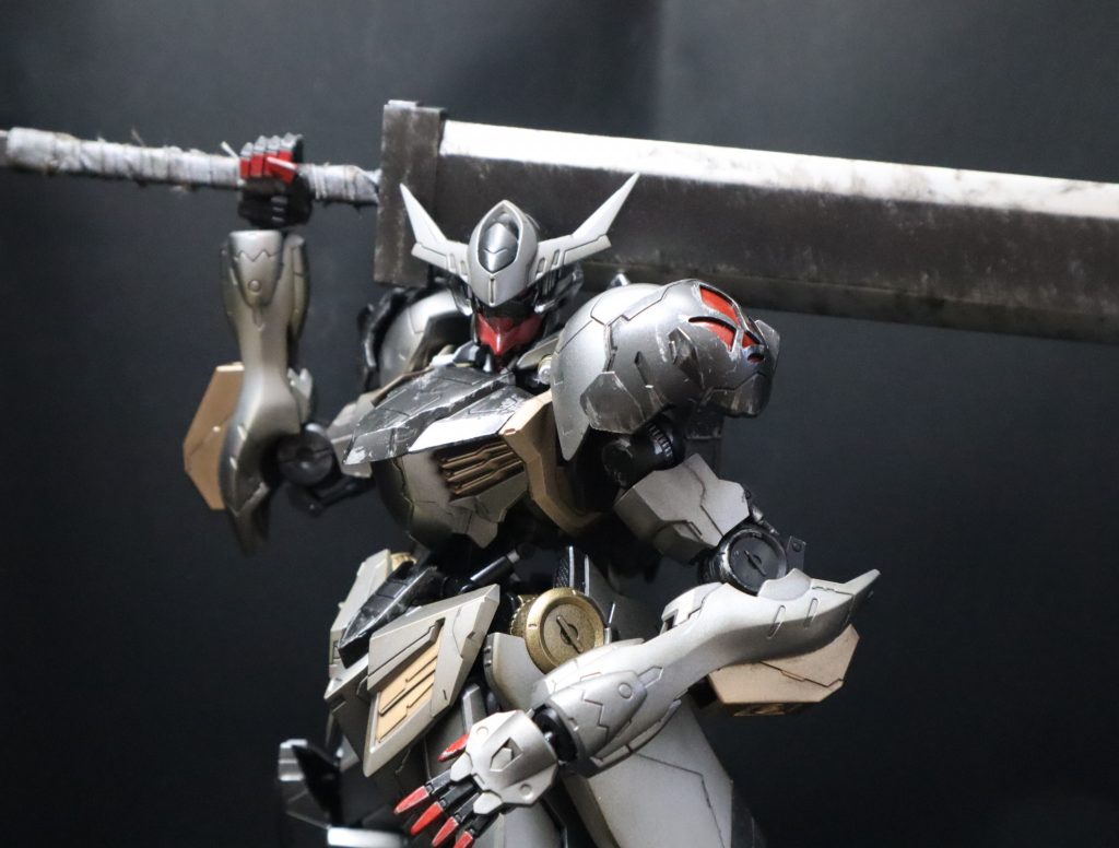 大剣はリアルに重たいです。(drool)