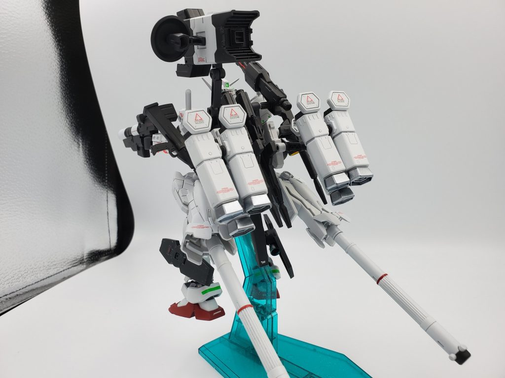 メタルパーツは高いので1部パーツをメタリック塗装しました