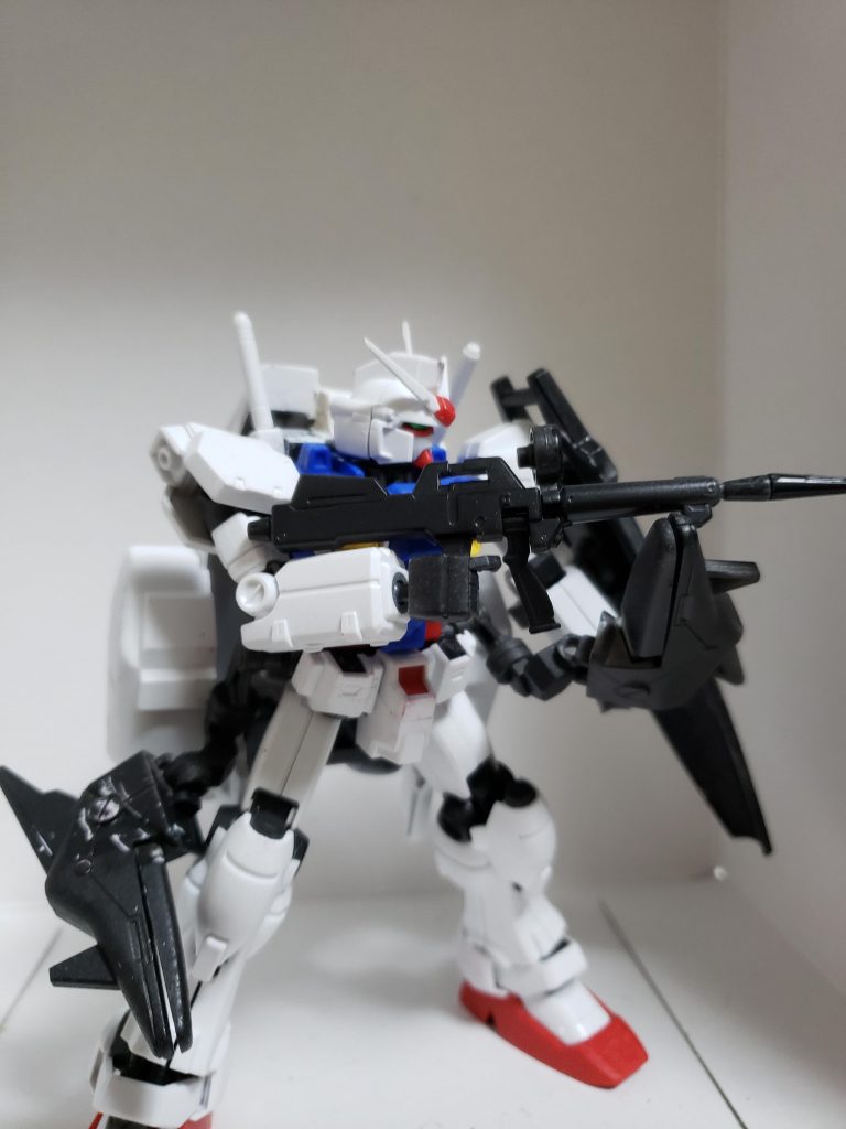 ビームライフル サブアームで両手持ちふうに