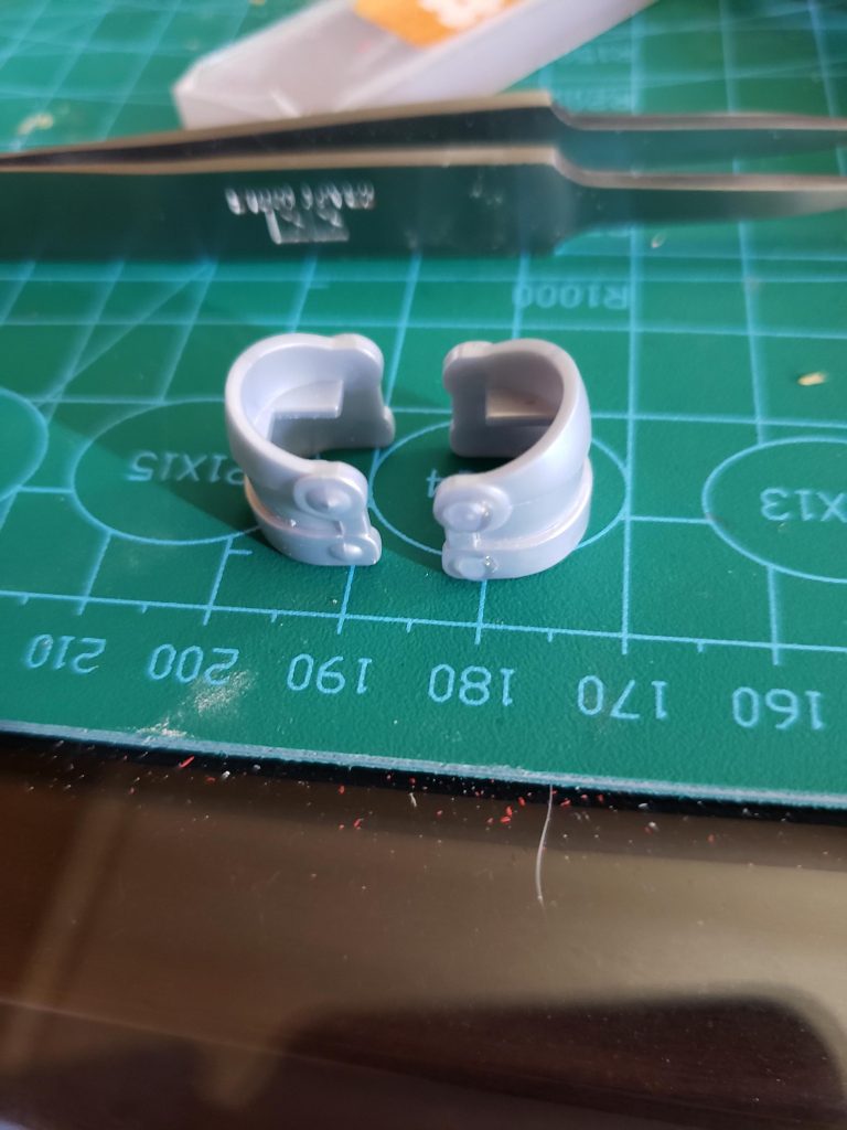 そこそこ改修しましたが、どれも地味な気もします。
素体がとても良いので塗装だけでも十分だったかもしれません。