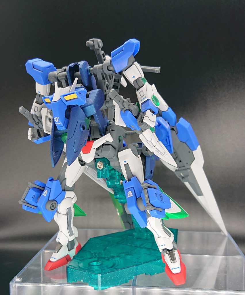 【パワーローダー 前】
HG OOガンダム セブンソード/Gを、今回もHGマシンライダーをベースに色々なジョイントを使ってパワーローダー風に改造しました( ﾟДﾟ)ゞ