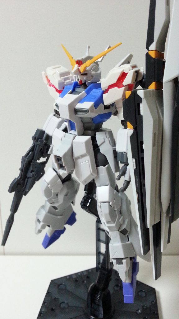 素組の状態。このままの状態でも個人的には有りなカラーリングだったな～
まだ足にスタインのパーツがついてないです。