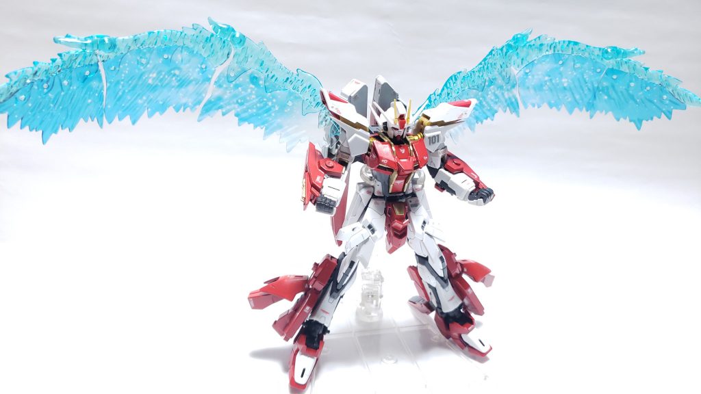 プラフスキーウイング

ブレイジングアップ状態で使えるこの機体最大の武装
機動力、防御力、攻撃力の全てが上昇する
※稼働時間に制限がある

ウイングはMGのものを使用してます