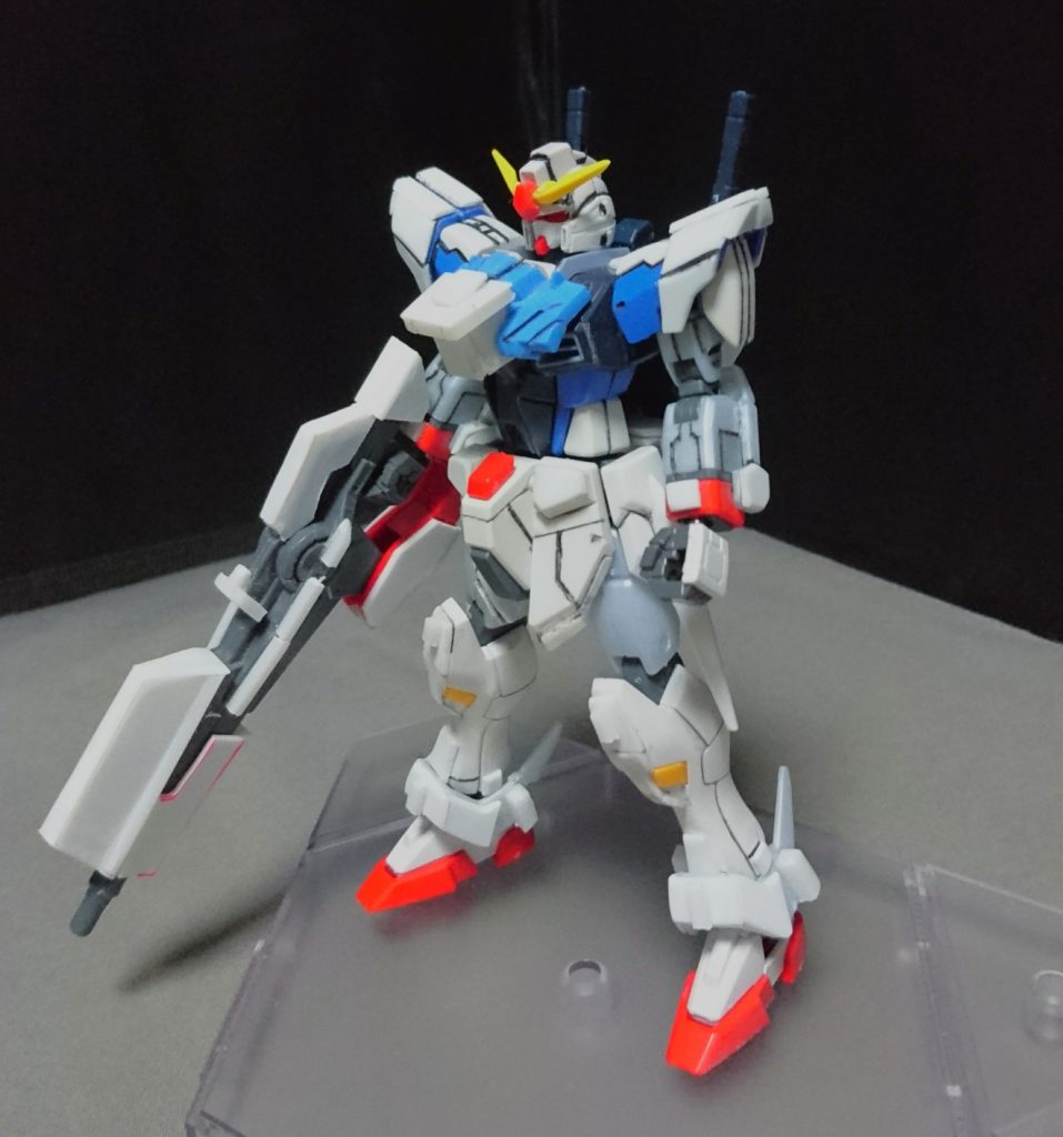 こちらが塗装前の状態です
所々にプラ板、スジボリをしています(。・ω・。)