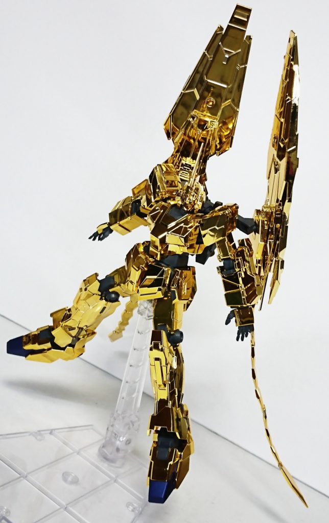 全身を納めるにはこの角度が良いかな。