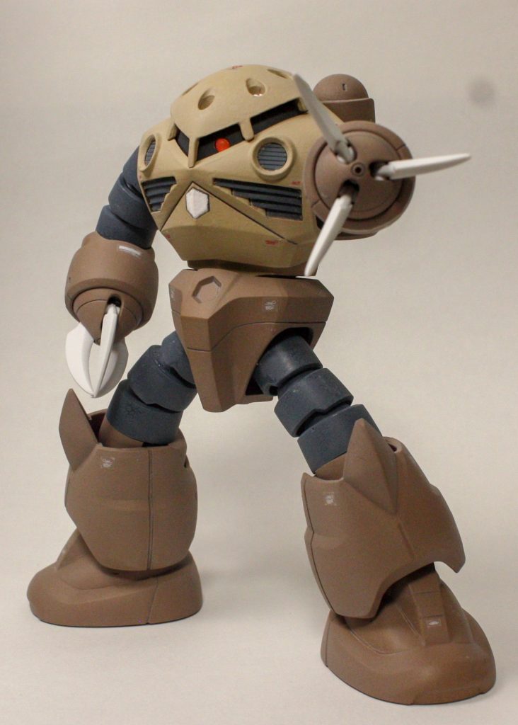 つや消しがきちんと吹けていないところや、ひび割れてしまっているところもありますが今回はアクリジョンの練習なのでそのままで完成としました。