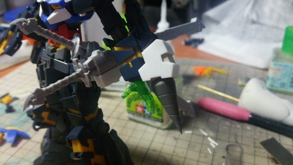 あるものをモチーフにこっちはドリルを装着