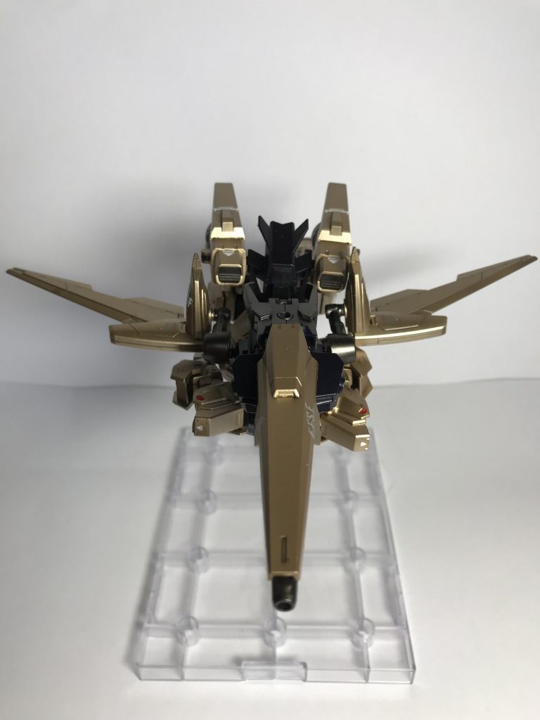 変形!
変形の仕方はウイングガンダムと同じです!なので差し替え無しです!