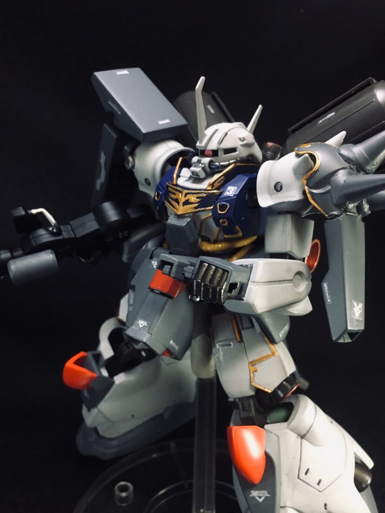 ザクⅢの装備はそのまま使えるので、手持ち武器が破壊されても何とか戦える。