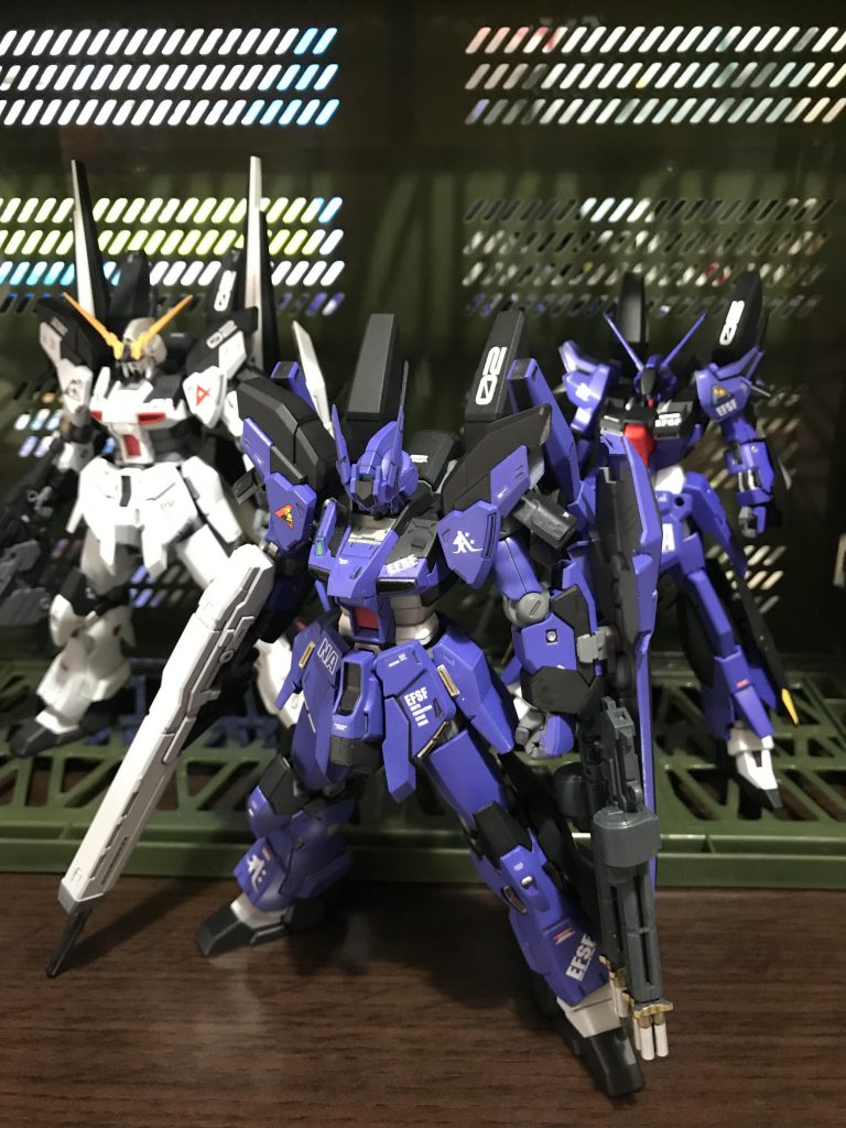 Hi-νガンダム typeR
アムロ搭乗機
シナンジュ.ウィザード2号機
マサキ.キョウスケ搭乗機
ライトニングRGZ5号機
エステル.グランツ少尉搭乗機
チームライトニング後半の編成✨