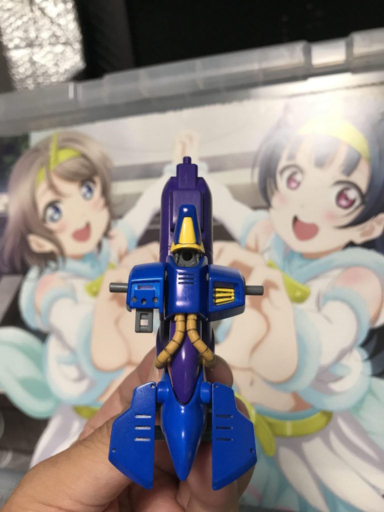 動力パイプをなんとかしたかったがキットのまま進め、メリハリないので部分的にイエローを追加してみた。