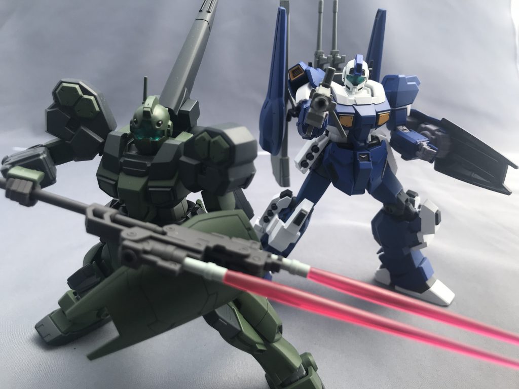 前回製作のジム・カサドールと。
カサドールがライフルを持たないので、戦況に応じてステンマーがライフル等を供給し、かつ後方支援に徹するという凸凹コンビが出来ました！