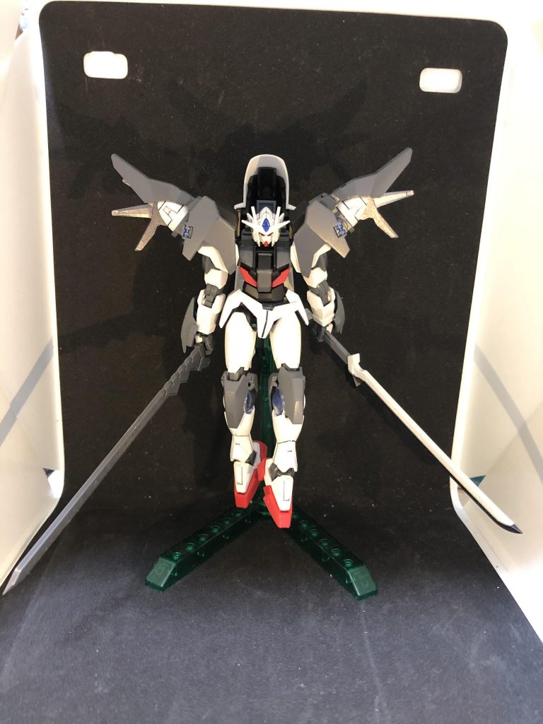 「遅いな、こいつの速さはまだまだこんなもんじゃねーってのに」