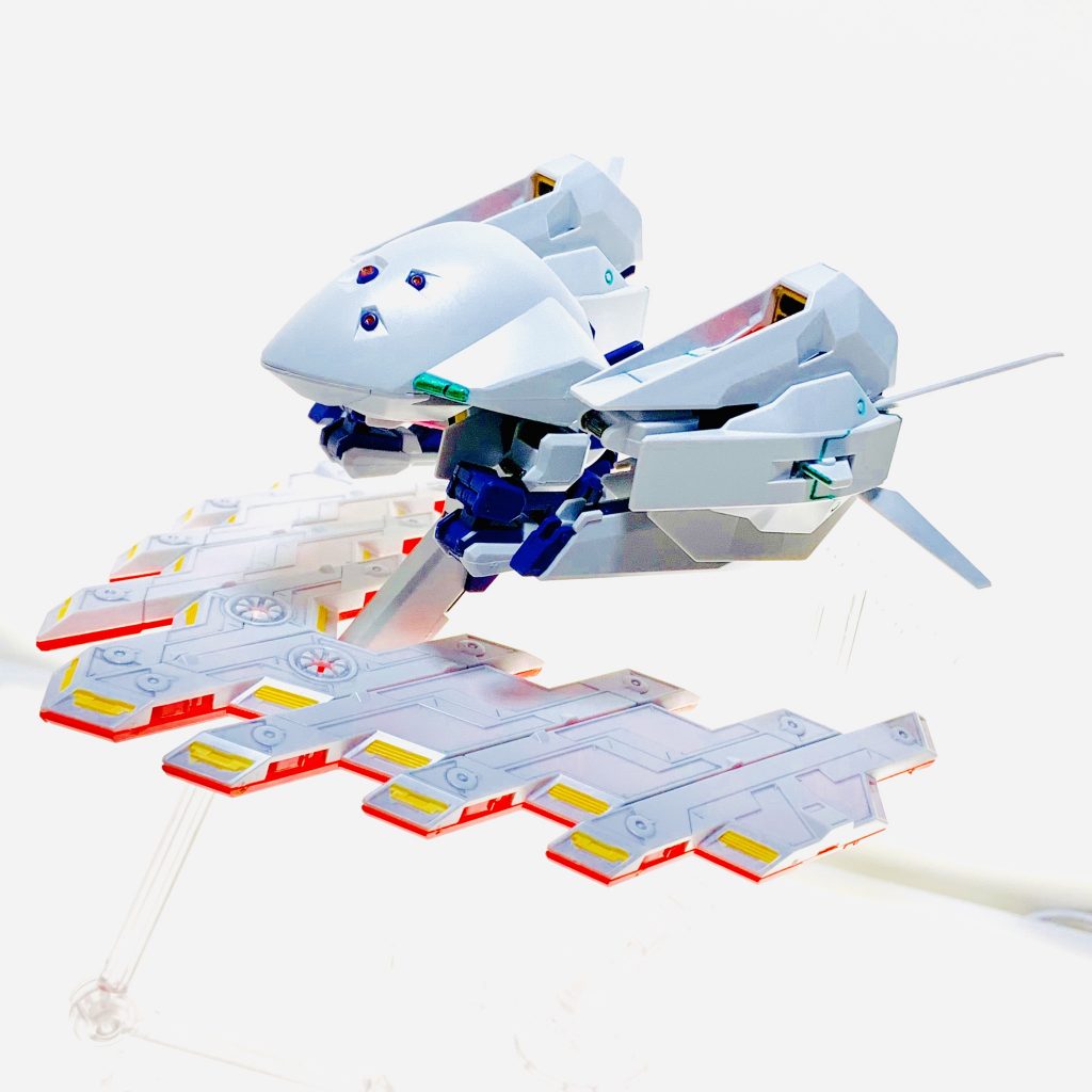 もしも接続部品が作れたなら、股関節サブアームに装備したまま変形できるはず。