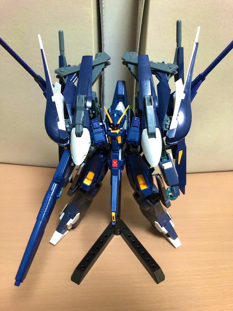 肩部は見えなくなりますので見栄えが良くない肩を隠すのに良さそうです