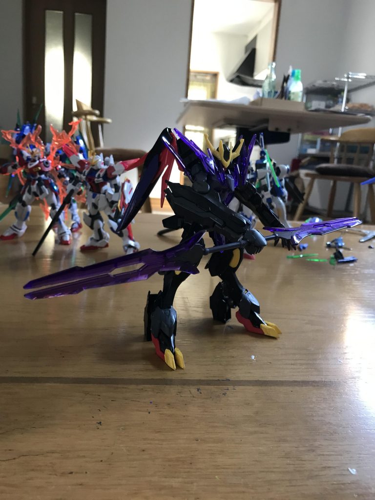 バルバトス・イービルの武器2
イービル・キルソードランス
二つのイービル・キルソードを槍に合体させる。