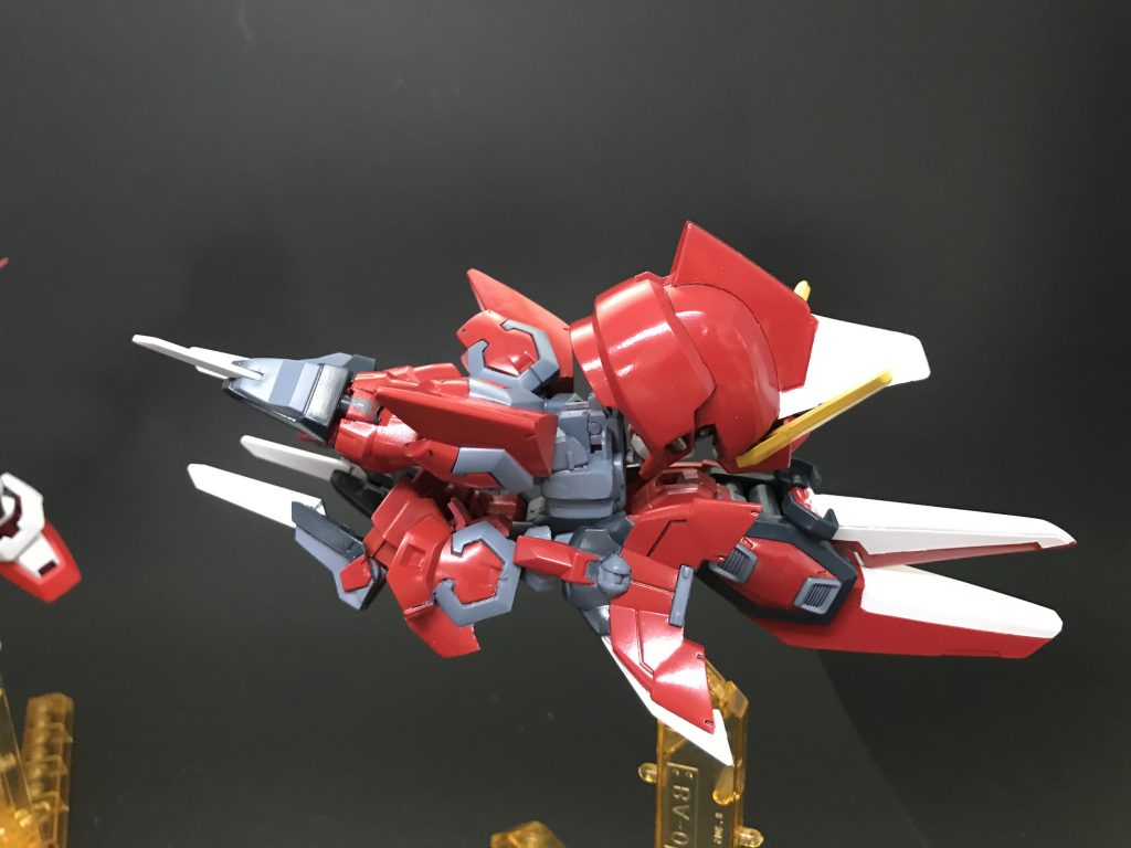 なんちゃって変形ですが、巡航形態にできます