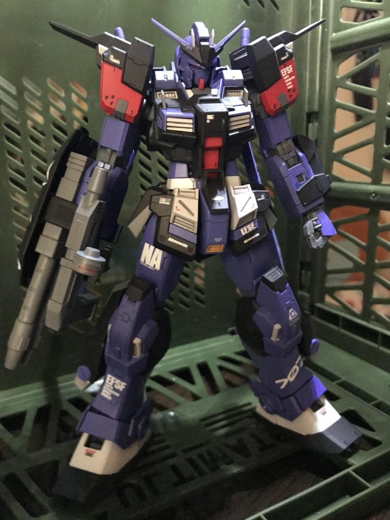 かつてのブルーデスティニー
アナハイムエレクトロニクスにおいて再検証され、ロンドベル司令ブライト.ノアの要請により、UC0098の時代にも十分に戦える機体として
遊撃部隊アストライア隊、地球降下作戦のため配備されたもの。