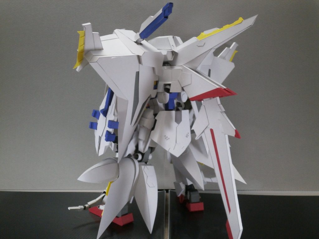カトキ立ち(後ろ)
