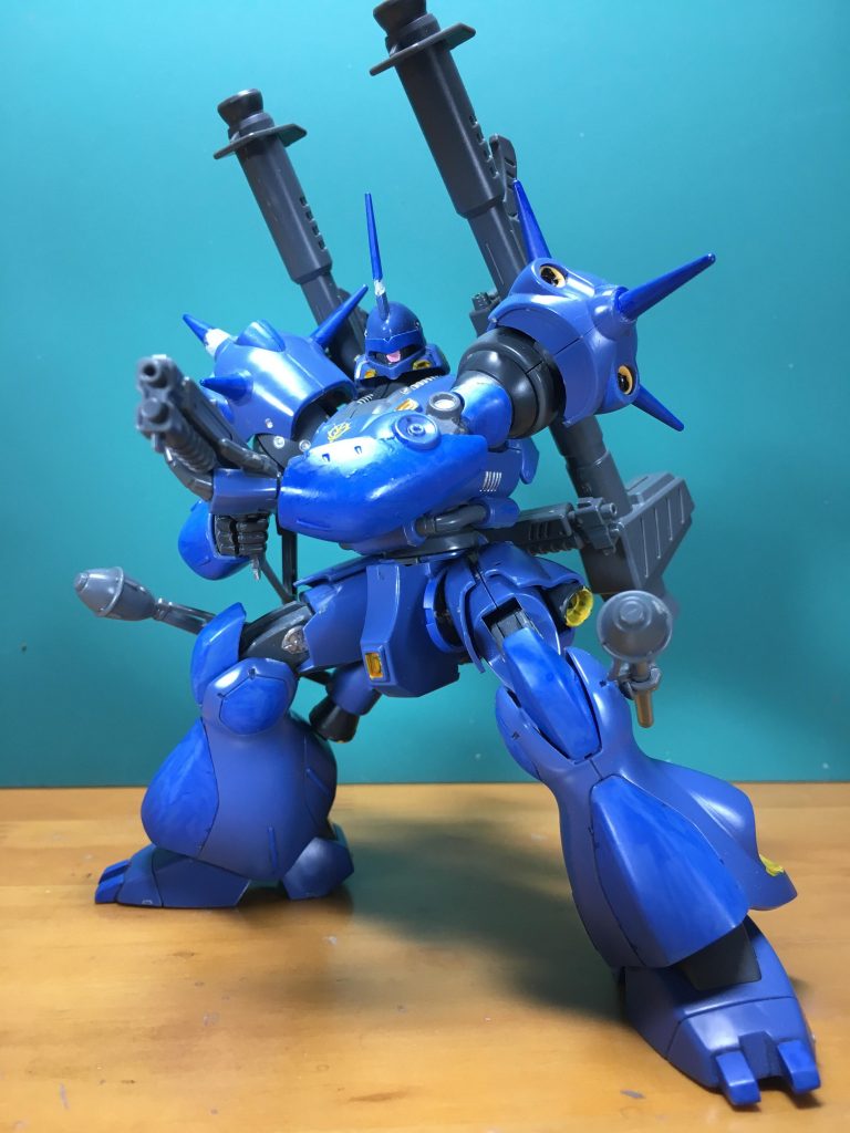 　両肩にスパイクを追加。第11回オラザクグランプリ作品の「グライファー」の影響を受けました。