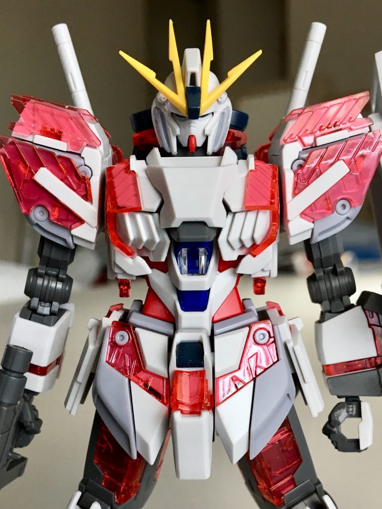 胸のフィンを薄々にするのは効果ありです。(向かって右側はいろいろ削り済み)