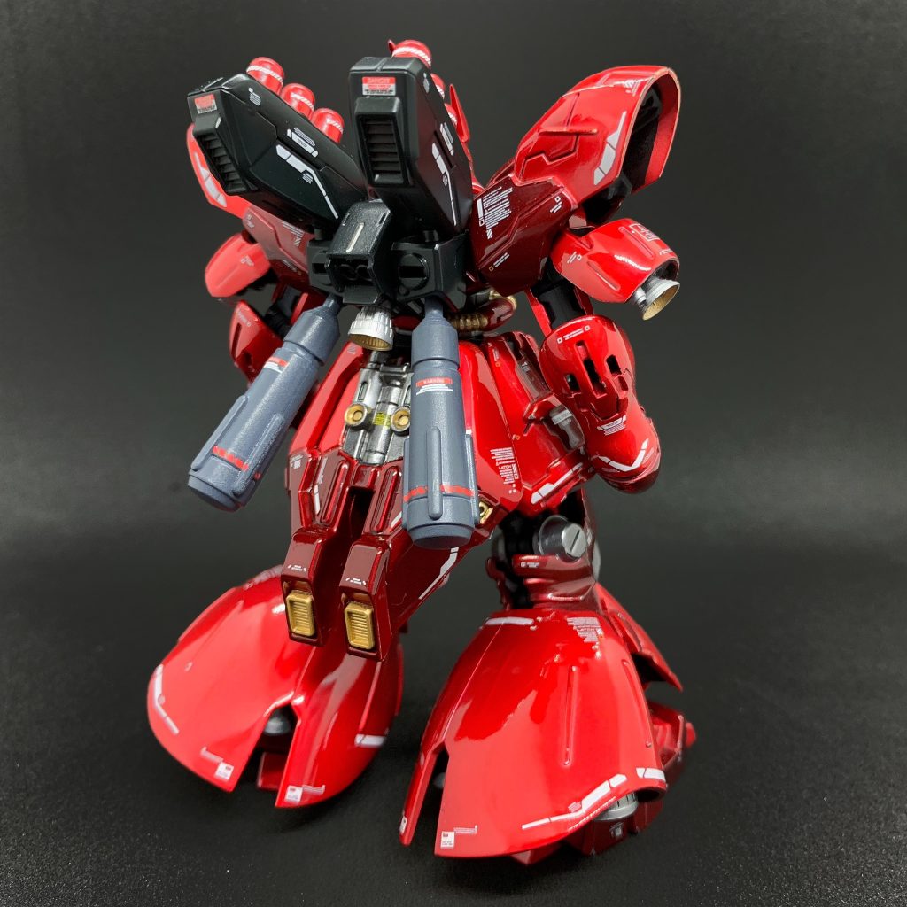 ◇バックパックのスラスターにWAVEのNEW U・バーニア(丸) Sを追加◇リアスカート最下部のスラスター2か所にコトブキヤのM.S.G ダクトノズルⅡを追加。裏面の肉抜きをプラ板(0.3mm)で目隠し+一部メカディテール追加(固定フレームを切り貼り流用+ダクトノズルⅡ追加)◇脛パーツ内側の推進器にWAVEのNEW U・バーニア(丸) SとMを追加